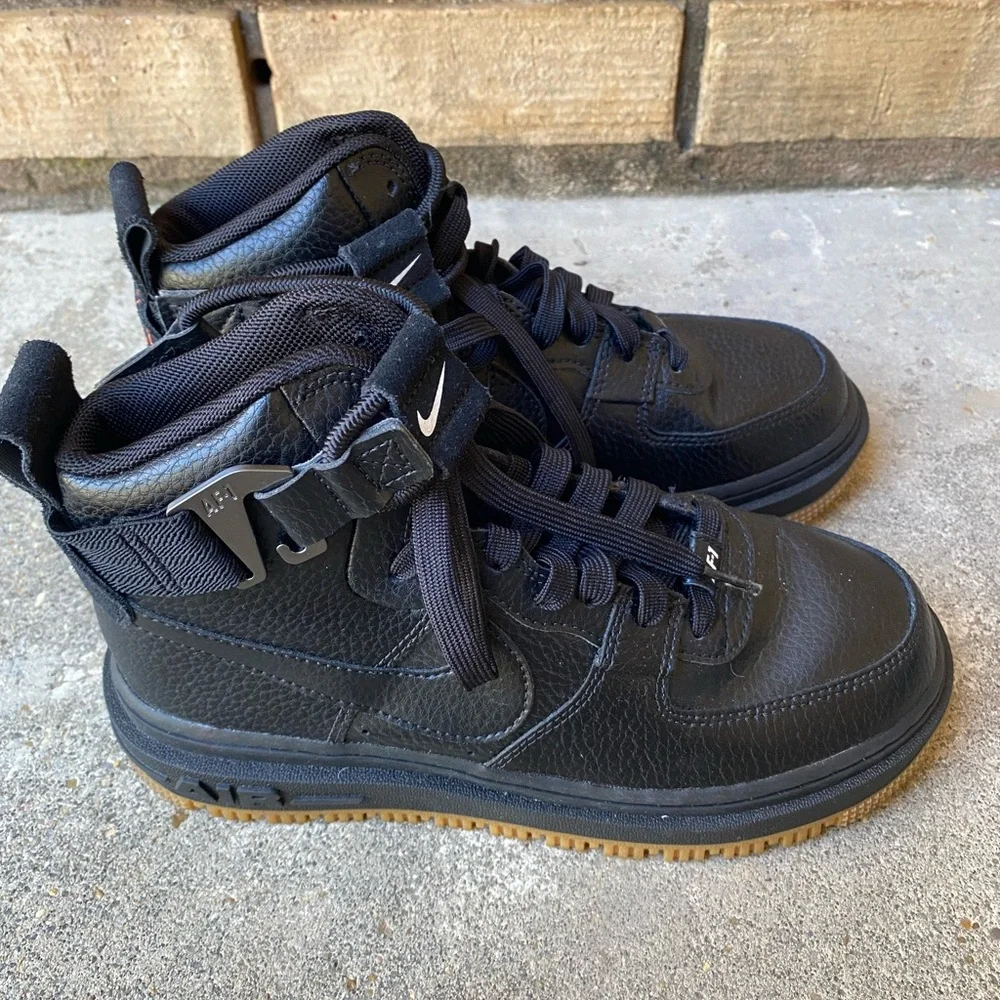 Nike clean versatile